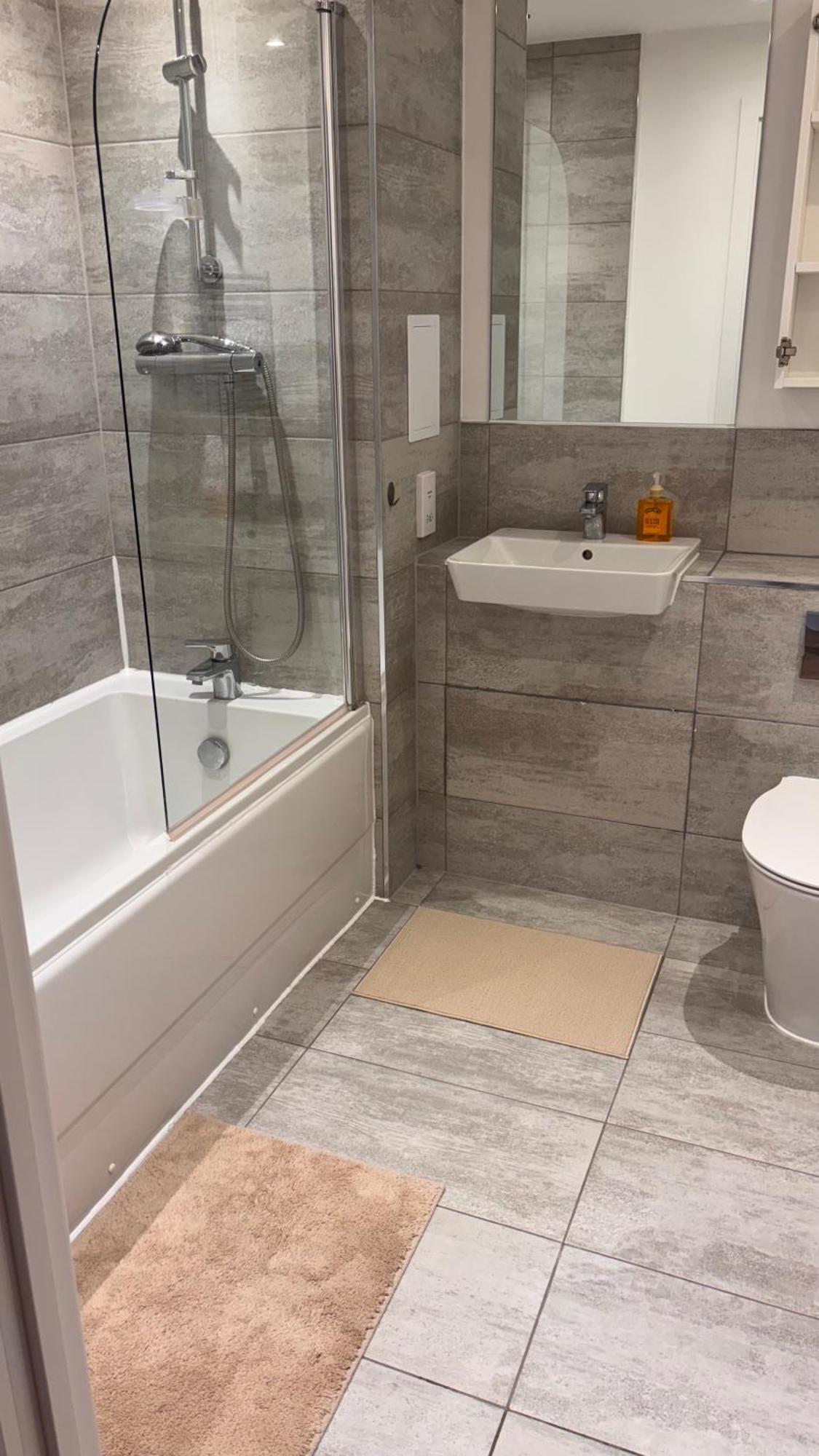Apartamento One Bedroom Parkway